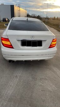 Mercedes Benz C180 kupé - 11