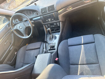 BMW E39 528i - 11