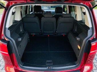 Volkswagen Touran 1.2TSI 7MÍST MANUÁL VÝHŘEV SERVISKA - 11