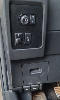 QASHQAI  1,6i - 11