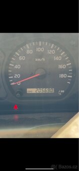 Toyota Land Cruiser 100, rok 2001 - 11