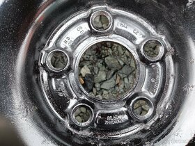 škoda octavia I,kola zimní 195/65 R15 - 11