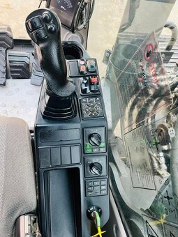 Pásové rypadlo Volvo EC220EL (Možnost leasingu) - 11