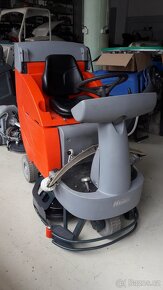 Podlahový mycí stroj Hako B 750 R se sedící obsluhou - 11