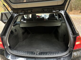 BMW E91 318D 2008 - 11