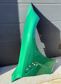 BMW M3 G80 G81 blatník naraznik Laser Shadow line - 11