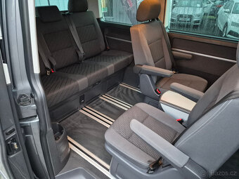 VW Multivan 2,0 TDI/DSG/4x4/1. MAJITELKA/TAŽNÉ ZAŘ./2015/ - 11