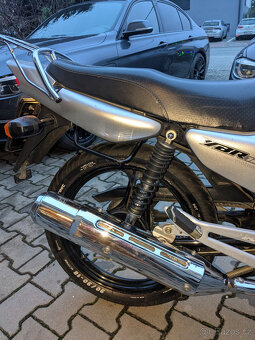 Yamaha ybr125 - 11