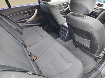 BMW 318D Touring F31 fešák/plný servis/nové turbo+egr orig - 11