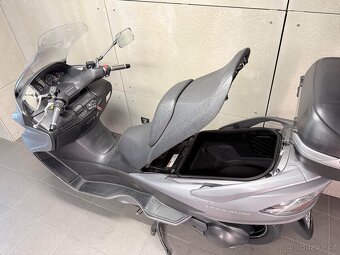 Suzuki Burgman 400 ABS - ČR / JEN 15382 KM / SUPER CENA - 11
