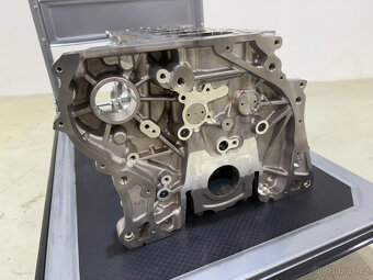 Nový nepoužity BMW blok motora N57D30C 280kw 8506555 - 11