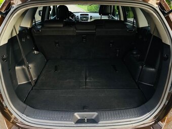 Kia Sorento 2.2CRDi 4x4 MANUÁL 7 MÍST VÝHŘEV TAŽNÉ KAMERA - 11
