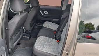 Škoda Roomster 1.4 16V / STYLE - 11