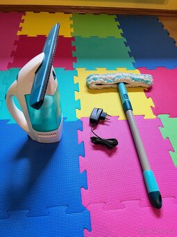 Leifheit set Vysavač na okna (hubice 28 cm), mop, tyč 50 cm - 11