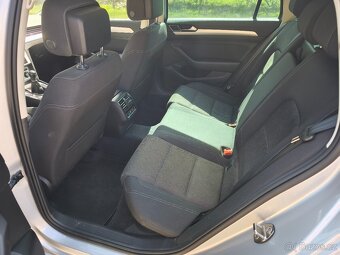 Volkswagen Passat B8 rok 2018 - 11