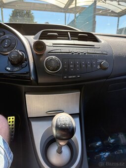 Honda Civic Type S 2.2. l-CTDi - 11