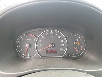 Suzuki SX4,2WD,1.6i,79kw, nová STK. - 11