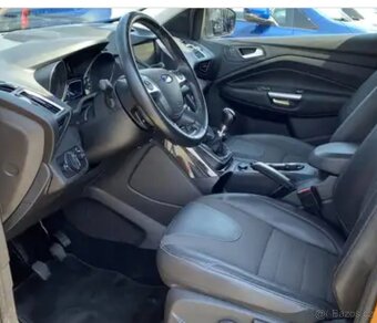 Ford Kuga 2,0TDCi 132kW Titanium 4x4 INDIVIDUAL - 11