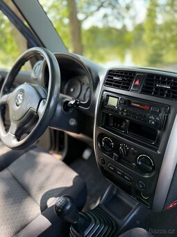 Suzuki Jimny 1.3 benzín 4x4 2006 - 11