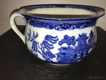Sběratel nabízí staré porcelánové nočníky - 11