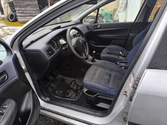 PEUGEOT 307 1,4i - 11