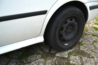 NEPOJIZDNÉ Škoda Octavia I Tour 1.6 benzín 75 KW - 11