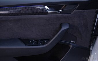 Škoda Superb 2.0 TDI Sportline 4x4 DSG Combi - 11
