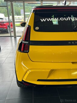 Renault R5 E-Tech elektrický Iconic Cinq 120k - NOVÉ VOZIDLO - 11