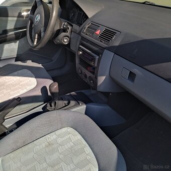 Škoda Fabia - 11