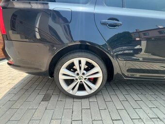 Škoda Octavia 2 RS 2.0 tdi 125kW - 11