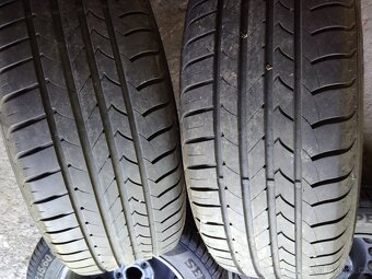 Škoda Yeti sada letních kol s disky 215/60r16 - 11