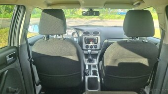 Ford Focus Combi II, 1.6 74 kW, benzín, r. 2010 - 11