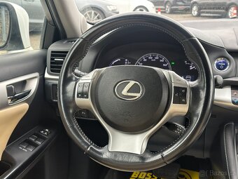 Lexus CT 200h 2011 - 11