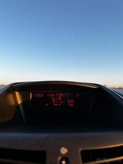 Peugeot 207 1.4 - 11
