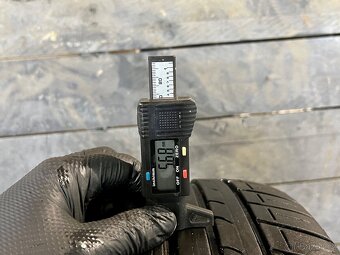 Originál alu kola Škoda 5x112 R17, letní pneu 225/45 R17 - 11