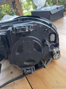 Přední světlomet pro Volvo XC90 2005-2014 originál Volvo - 11
