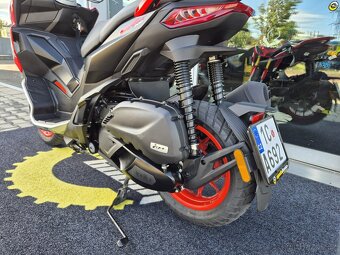 Aprilia SR GT 200 SPORT E5 - 11