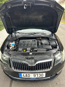 Skoda superb 2.0tdi 125kw dsg 4x4 227t km MAX VYBAVA - 11