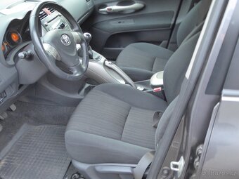 Toyota Auris 1,4 D-4D - 11