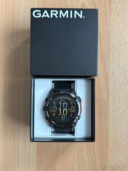 Garmin Fénix 8 AMOLED 51 mm - 11