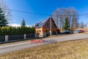 Prodej rodinného domu 325 m2, ev.č. 00033 - 11