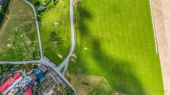 Prodej krásného pozemku o výměře 912m2 - Vysoká Pec u Bohutí - 11