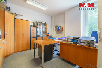 Prodej výrobního objektu, 2100 m², K. Vary, ul. Sokolovská - 11