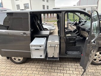 Spací vestavba do Ford Tourneo Custom L1 - 11