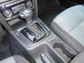 ŠKODA SUPERB II 2.OTDI 125 KW DSG-splátky - 11