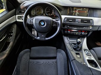 BMW 528i-F11- M-PAKET-MANUÁL-190KW-84TIS.KM-6-VÁLEC-TOP STAV - 11