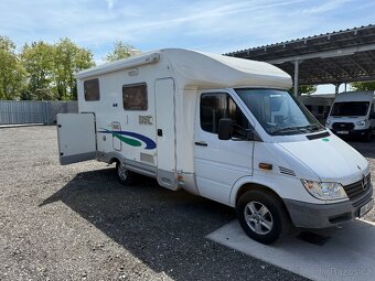 Obytný automobil  McLouis - 11