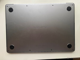 MacBook Pro 14" M1 Pro 2021 Vesmírně šedý - 11