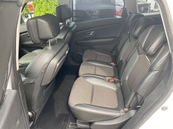 Renault Grand Scenic ENERGY TCe 140 INTENS 04/2018 - 11