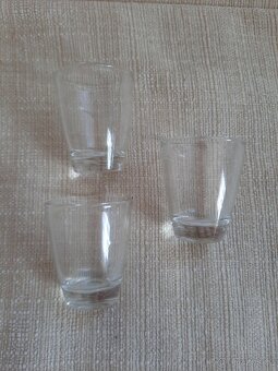Různé sklenice - 11